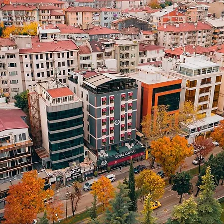 Hotel Royal Capital 3*