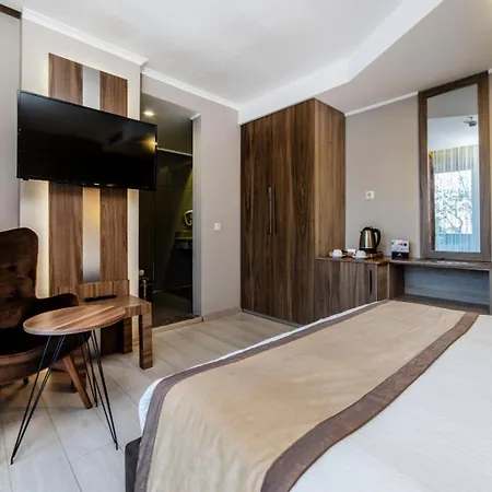 Royal Capital Thermal & Hotel