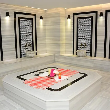Royal Capital Thermal & Hotel 3*