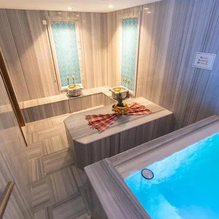 Royal Capital Thermal & Hotel