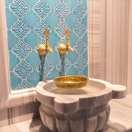 Royal Capital Thermal & 3* Bursa